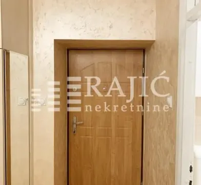 Izdavanje, trosoban stan, 56m², Vračar Sve Podlokacije, Beograd - image 7