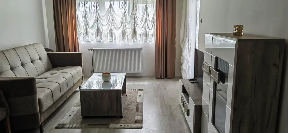 Izdavanje, dvosoban stan, 64m², Bubanj, Niš