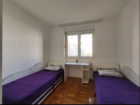 Izdavanje, dvosoban stan, 64m², Stari Aerodrom, Podgorica - image 6