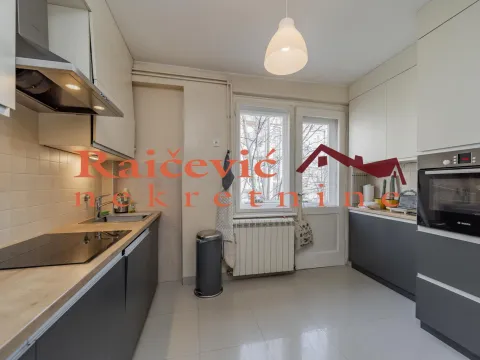 Prodaja, dvosoban stan, 73m², Kalenić Pijaca, Vračar Sve Podlokacije - image 12