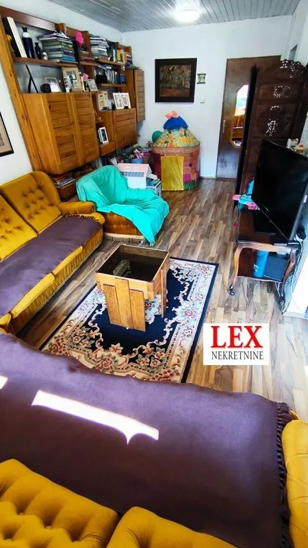 Prodaja, stan, 140m², Julino Brdo, Beograd