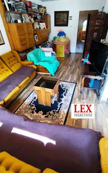 Prodaja, stan, 140m², Julino Brdo, Beograd