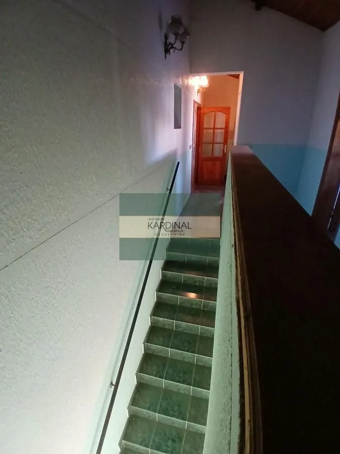 Sale, house, 536m², XI Kongres, Paraćin