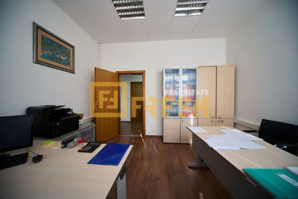 Sale, office space, 135m², Gintaš, Podgorica