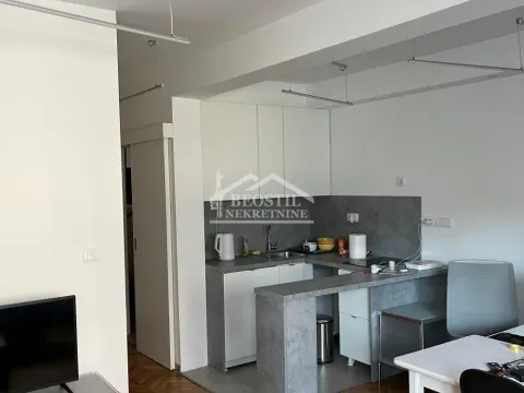 Stan in Kalenić Pijaca