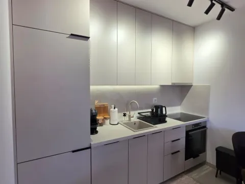 Rent, one bedroom apartment, 34m², Kava, Tivat - image 5