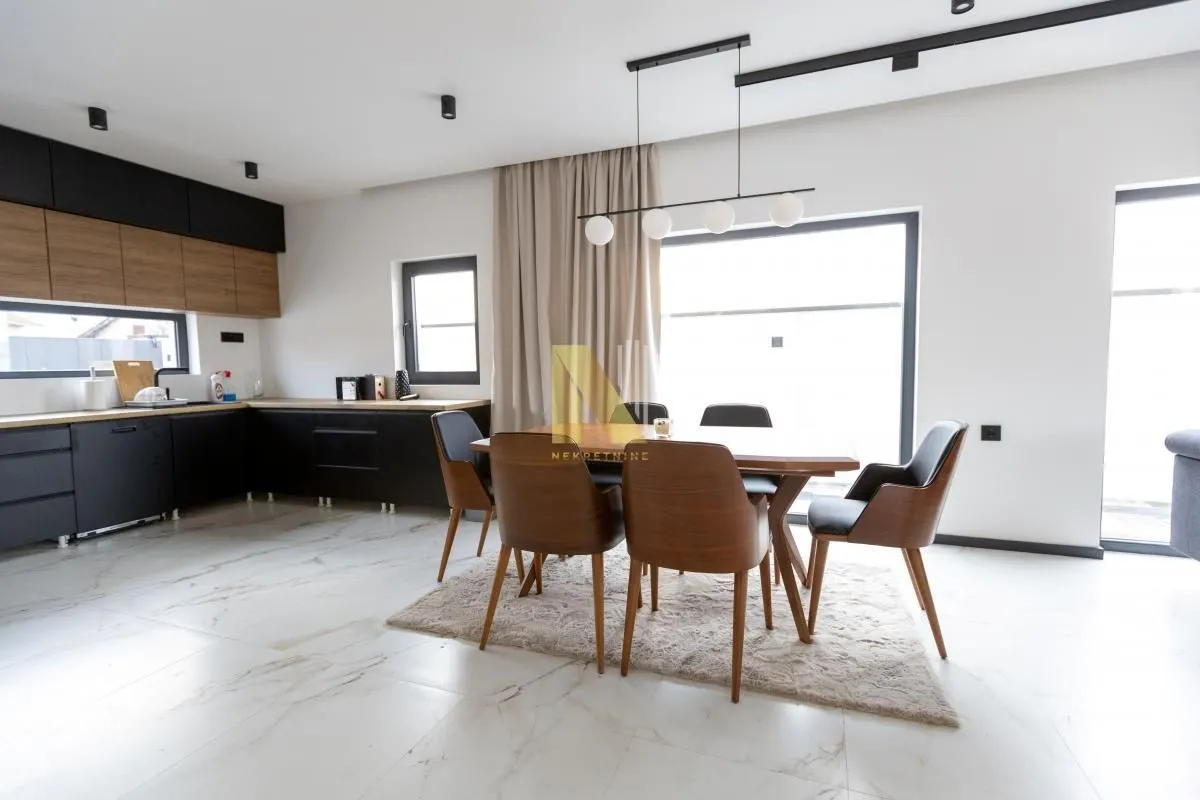Prodaja, kuća, 122m², Veternik, Novi Sad Sve Podlokacije