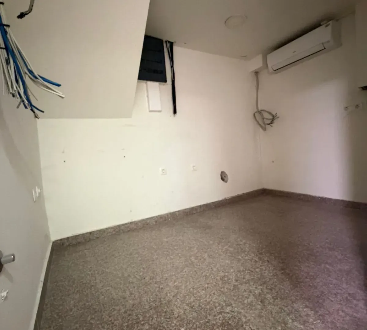 Rent, office space, 145m², Centar, Bar
