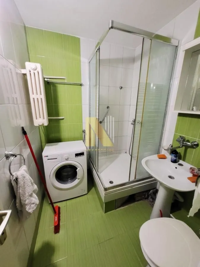 Prodaja, dvosoban stan, 43m², Novo naselje, Novi Sad