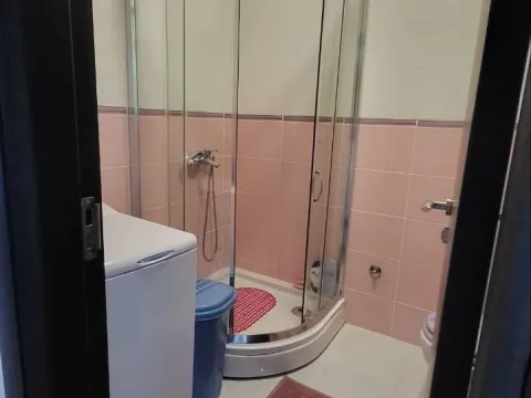 Sale, one bedroom apartment, 40m², Bečići, Budva - image 8