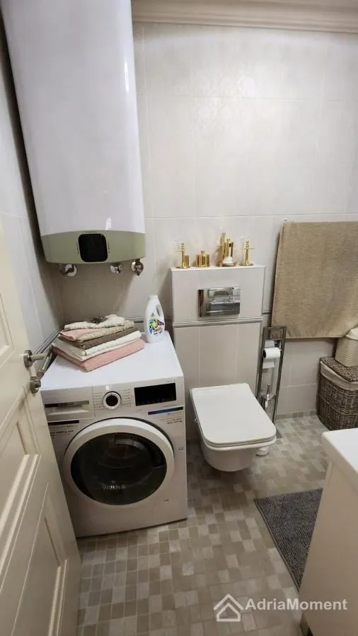 Prodaja, jednosoban stan, 77m², Đuraševići, Tivat