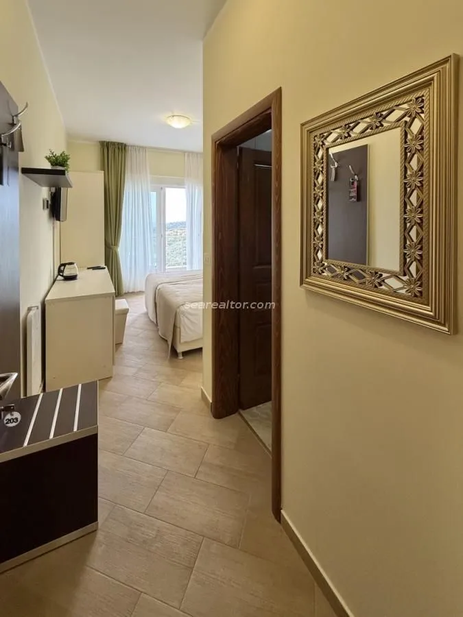 Sale, office space, 1100m², Utjeha, Bar