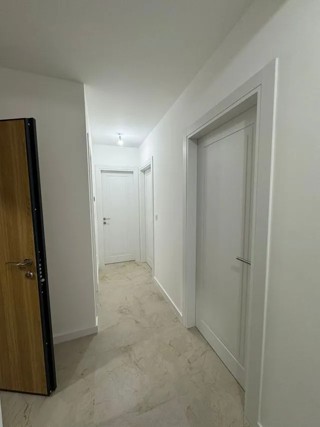 Izdavanje, dvosoban stan, 64m², Tološi, Podgorica