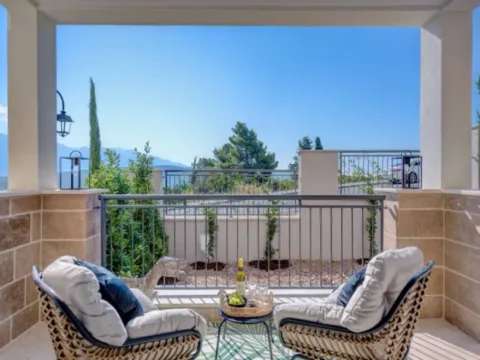 Prodaja, dvosoban stan, Luštica Bay, Tivat - image 2