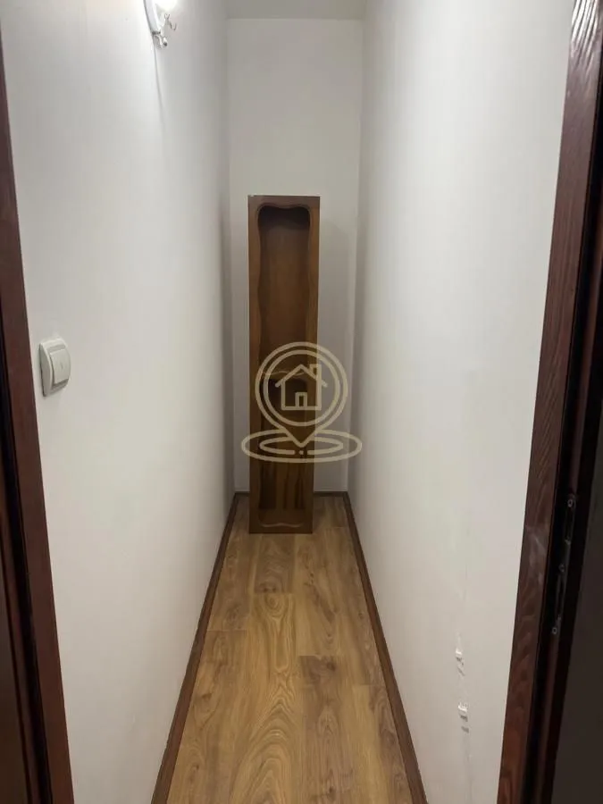 Izdavanje, dvosoban stan, 80m², Mala vaga, Kragujevac