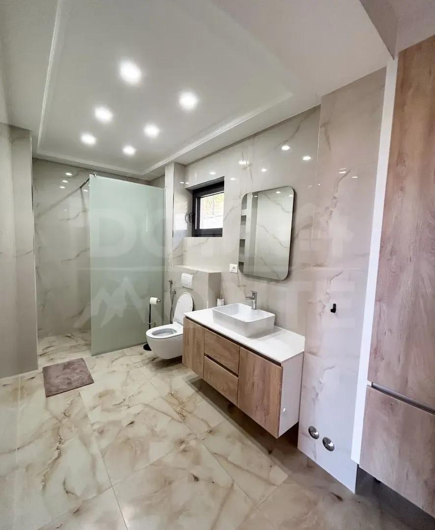 Rent, house, 130m², Tivat, Crna Gora