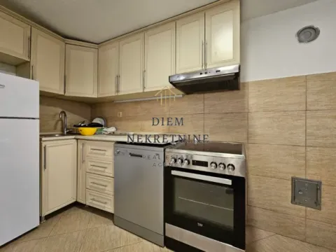 Izdavanje, dvosoban stan, 80m², Bjeliši, Bar - image 12