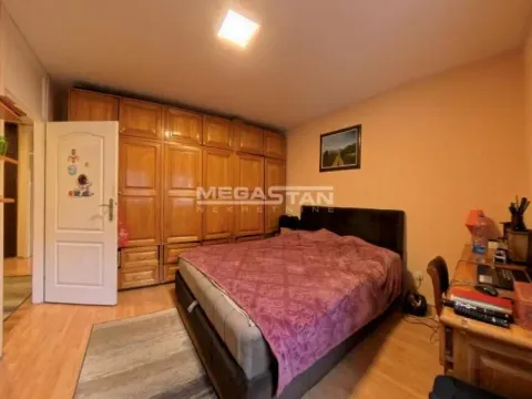 Prodaja, trosoban stan, 76m², Stari Grad, Beograd - image 4