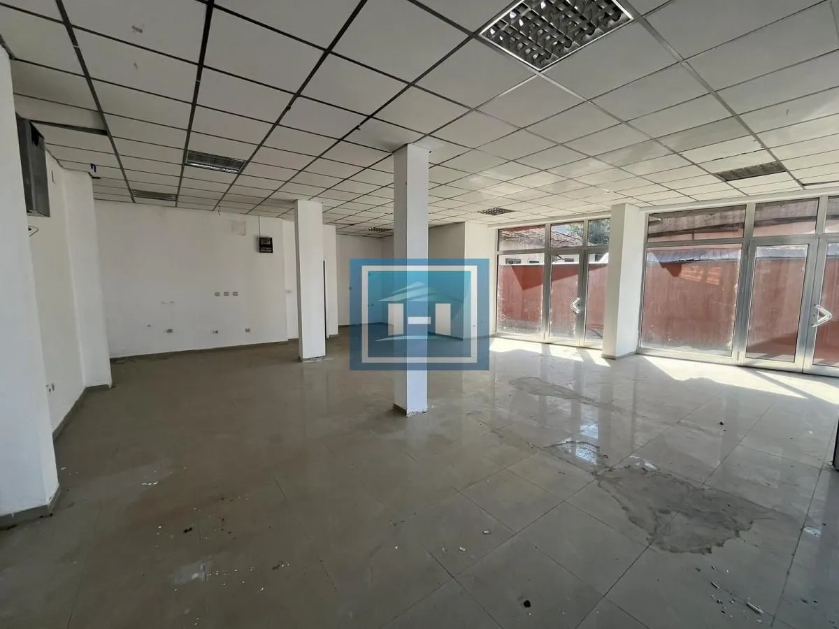 Sale, office space, 77m², Centar, Jagodina