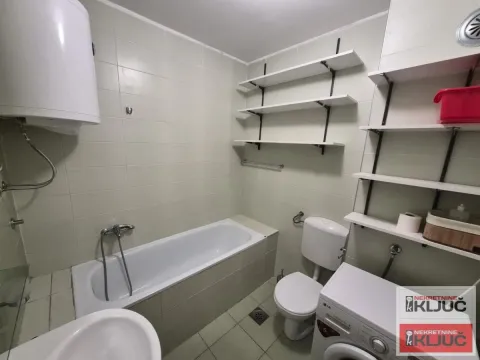 Prodaja, jednosoban stan, 42m², Novo naselje, Novi Sad - image 10