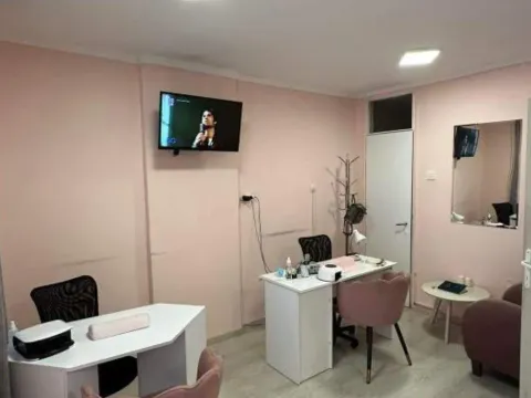 Prodaja, poslovni prostor, 43m², Preko Morače, Podgorica - image 4