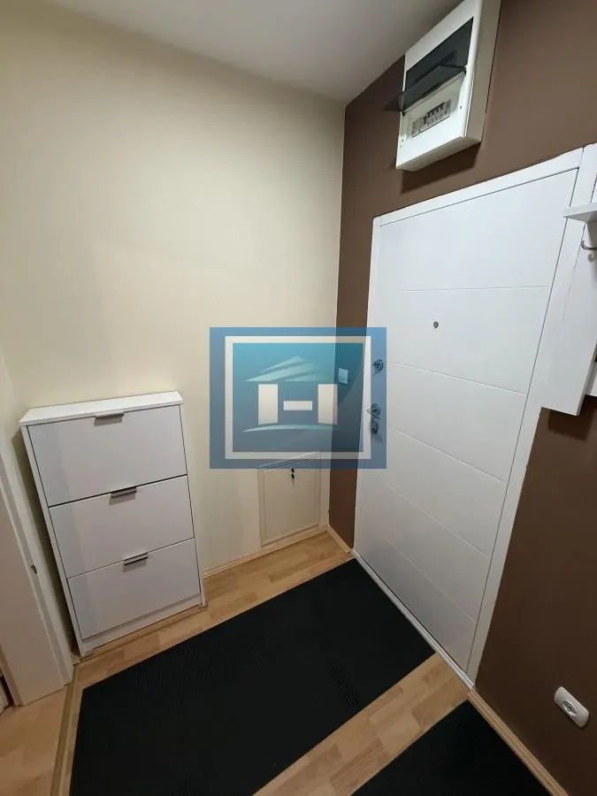 Izdavanje, garsonjera, 29m², Centar, Jagodina