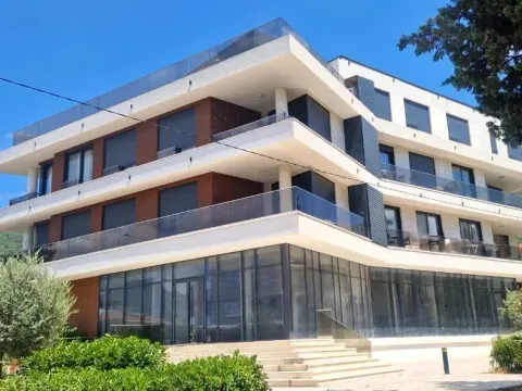 Sale, apartment, 68m², Tivat, Crna Gora - image 1