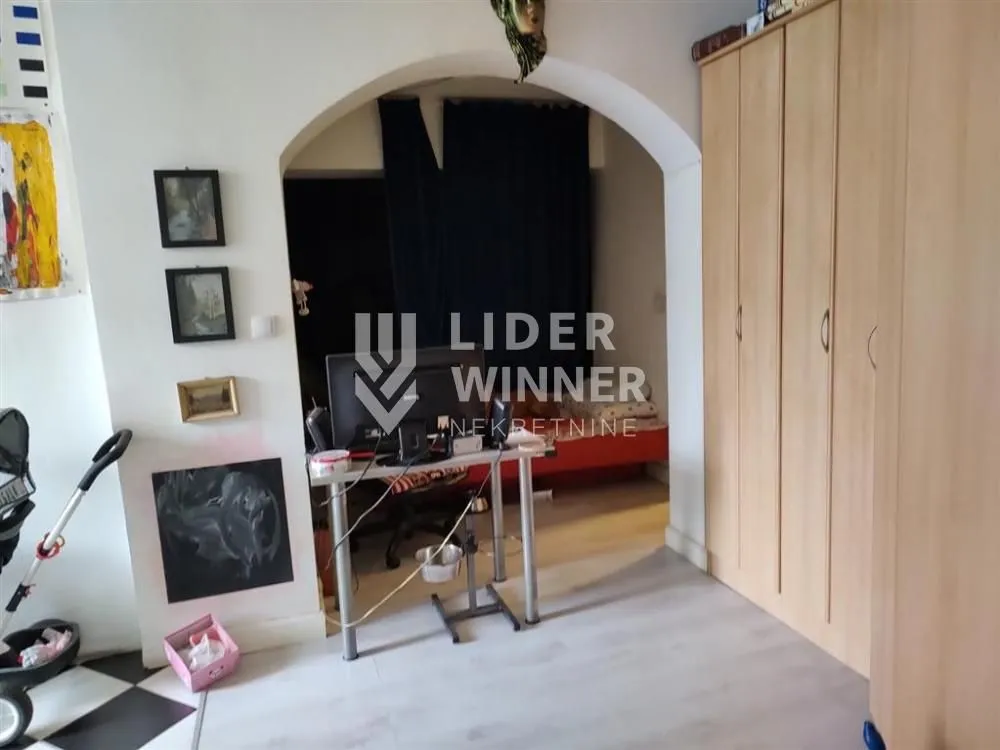 Sale, house, 192m², Lekino Brdo, Voždovac Sve Podlokacije