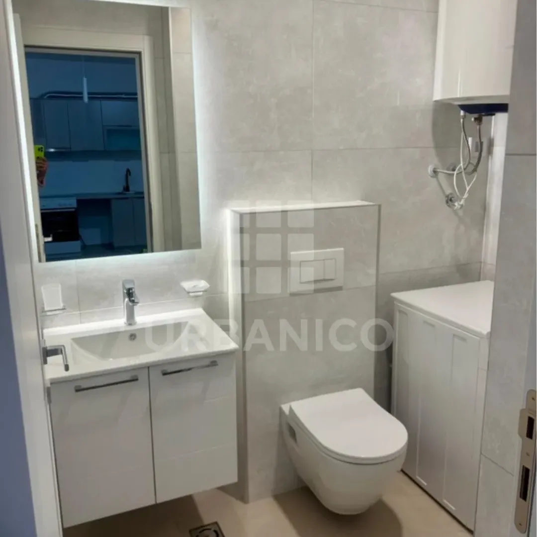 Izdavanje, jednosoban stan, 46m², Stari Aerodrom, Podgorica