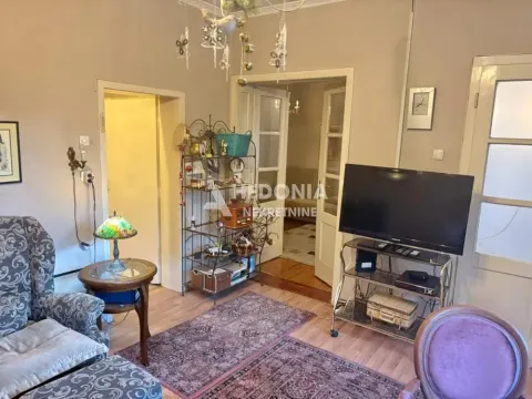 Sale, house, 181m², Zemun Gornji Grad, Zemun Sve Podlokacije - image 4