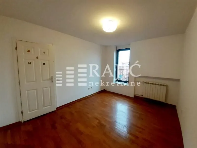 Rent, office space, 120m², Stari Grad, Beograd