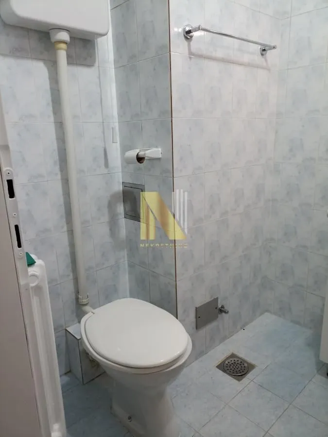 Rent, studio apartment, 21m², Bulevar Oslobodjenja, Novi Sad Sve Podlokacije