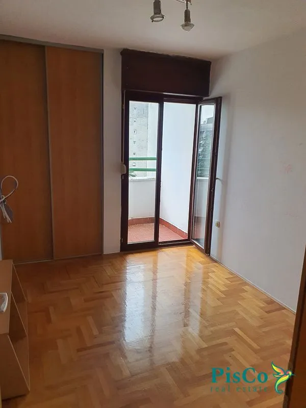 Prodaja, trosoban stan, 105m², Blok 6, Podgorica