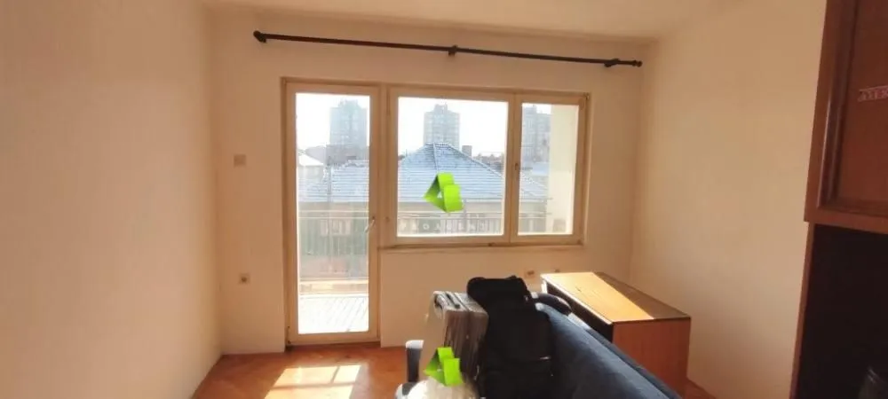 Prodaja, trosoban stan, 95m², Pantelej, Niš