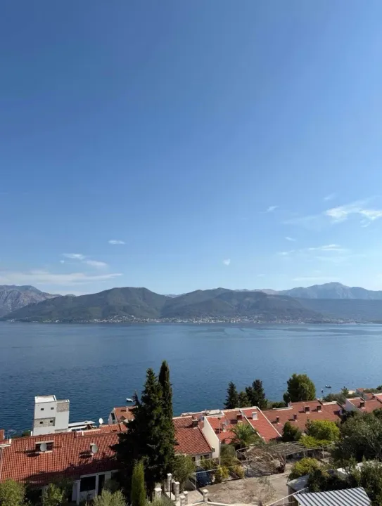 Prodaja, jednosoban stan, 52m², Krašići, Tivat