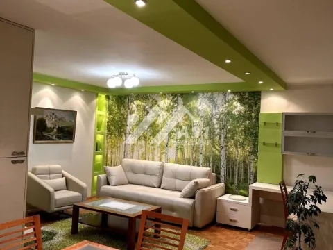 Izdavanje, trosoban stan, 86m², Liman 4, Novi Sad Sve Podlokacije - image 1