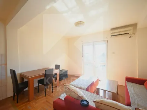 Rent, one bedroom apartment, 45m², Zagorič, Podgorica - image 2