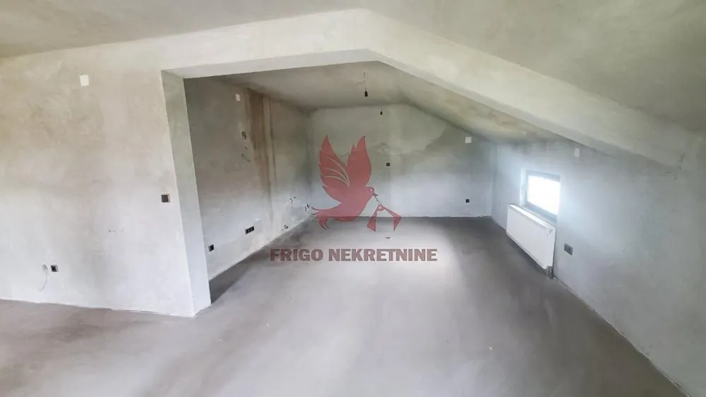 Sale, house, 900m², Mladenovac, Beograd