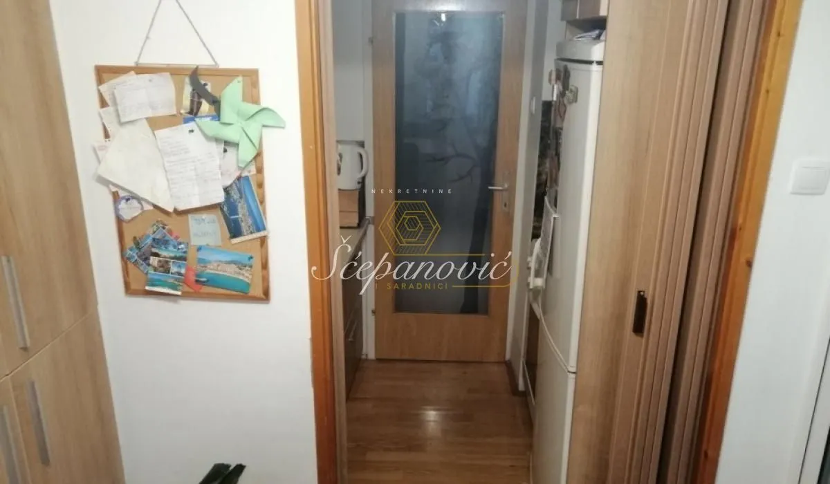 Prodaja, jednosoban stan, 39m², Banatić, Novi Sad Sve Podlokacije