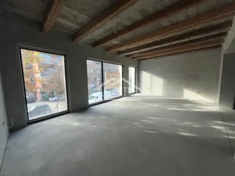 Izdavanje, poslovni prostor, 110m², Centar, Smederevo - image 13