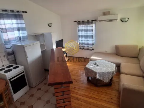 Rent, one bedroom apartment, 45m², Stari Aerodrom, Podgorica - image 4