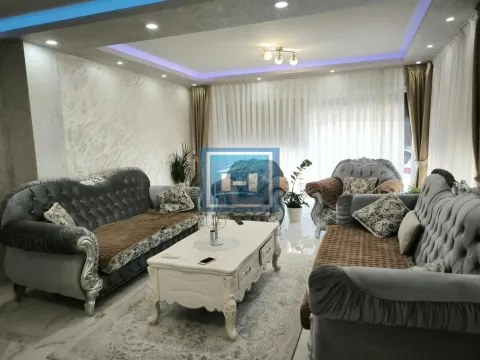 Sale, house, 528m², Centar, Ćuprija