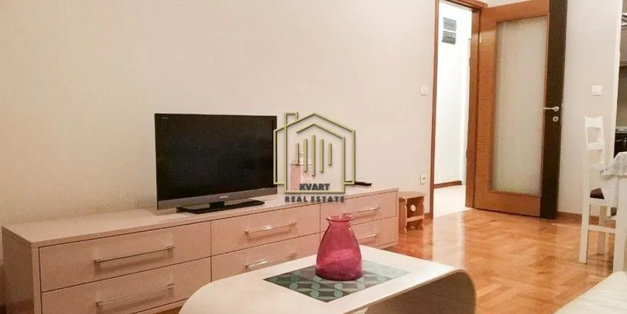 Rent, one bedroom apartment, 45m², Stari Aerodrom, Podgorica