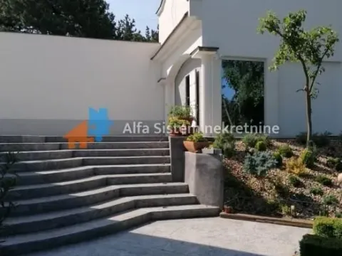 Rent, house, 365m², Uciteljsko Naselje, Zvezdara Sve Podlokacije - image 37