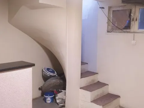 Izdavanje, poslovni prostor, 32m², Gintaš, Podgorica - image 7