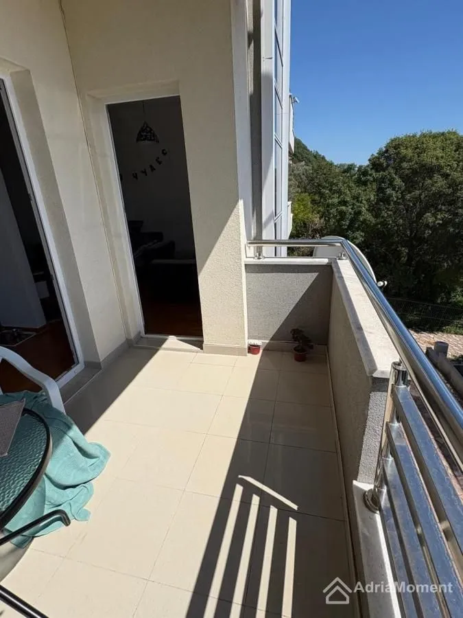 Sale, two bedroom apartment, 76m², Petrovac, Budva