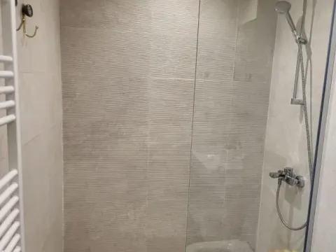 Izdavanje, dvosoban stan, 53m², Savski Venac, Beograd - image 11