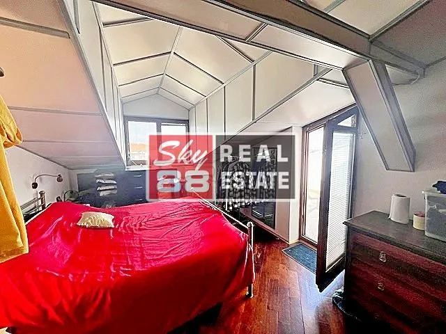 Sale, three bedroom apartment, 110m², Stari Grad, Beograd