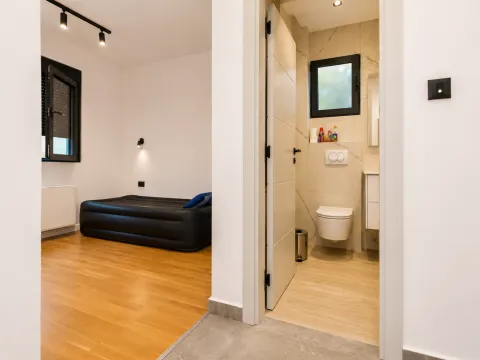 Rent, house, 180m², Donja Gorica, Podgorica - image 11