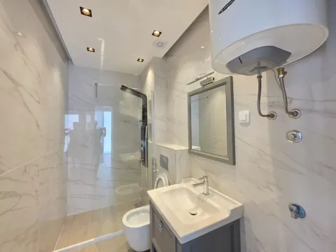 Prodaja, jednosoban stan, 51m², Budva, Crna Gora - image 16
